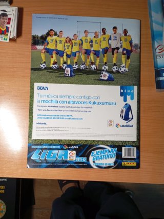 Álbum Liga 2011/2012 + 80 cromos estado de plancha