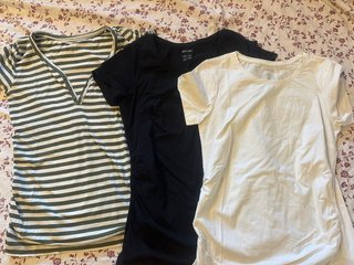 Camisetas premamá . Precio por unidad