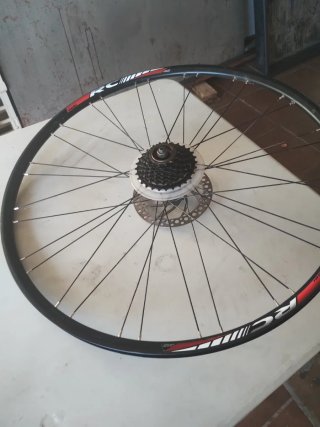 Llantas Bicicleta 19 con Frenos de Disco