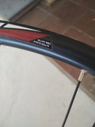 Llantas Bicicleta 19 con Frenos de Disco