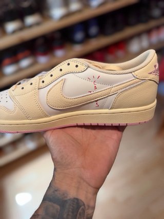 Nike Air Jordan 1 Travis Scott Rosa Pastel