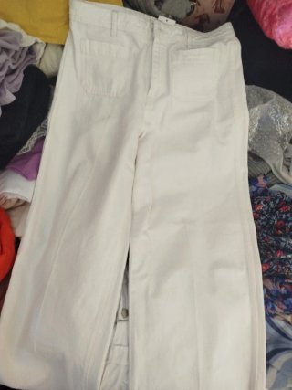 Pantalón blanco campana