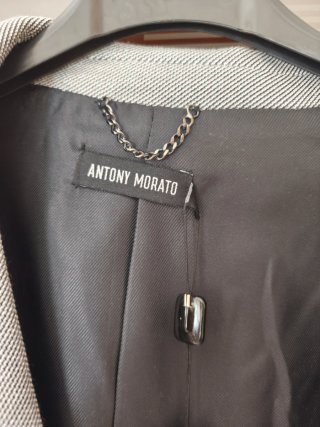 Americana Antony Morato Gris y Negra