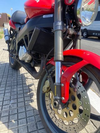 Cagiva Raptor 125cc Naked Roja y Negra