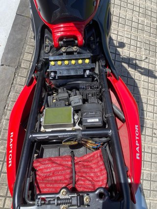 Cagiva Raptor 125cc Naked Roja y Negra