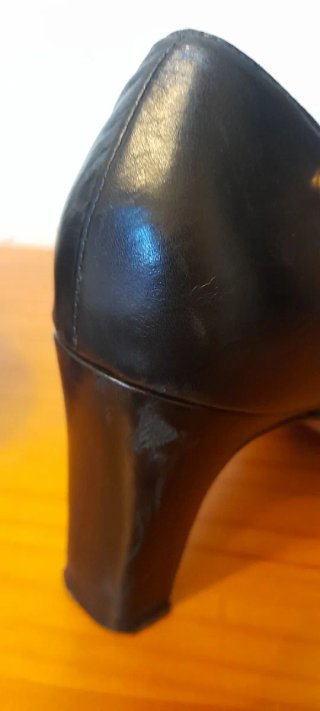 Zapatos de tacón Pierre Cardin negros, piel