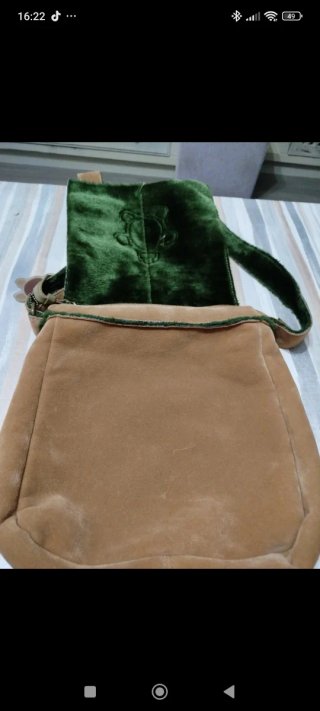 Bolso Camel con Tortuga Bordada