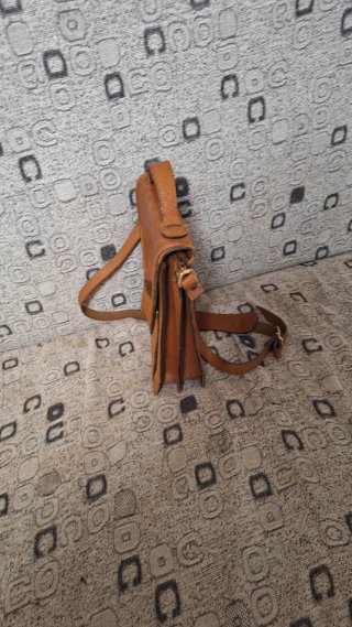 Bolso bandolera de cuero