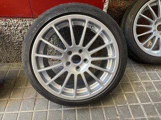 Llantas de aleación plateadas 5x112