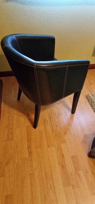 Butaca de cuero negra