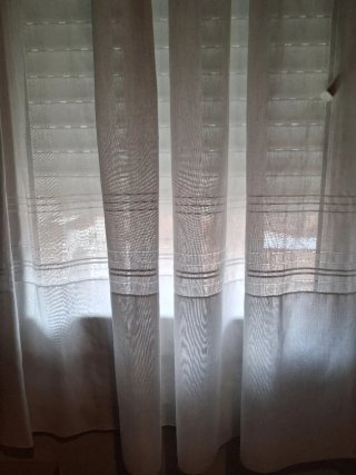 2 Cortinas blancas con velcro