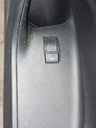 MANDO ELEVALUNAS DELANTERO DERECHO SEAT IBIZA (6P