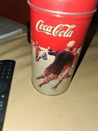 Bote Chapa Coca-Cola Colección