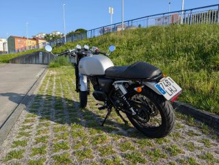 Mash Cafe Racer silver 125cc