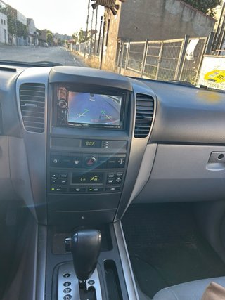 Kia Sorento 2.5 CRDi.  Automatico Navegador