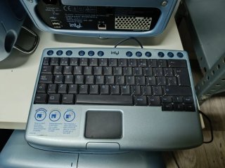 Ordenador Intel Dot Station 2300 (Paquito)