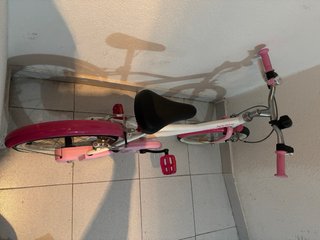 Bicicleta infantil Btwin rosa