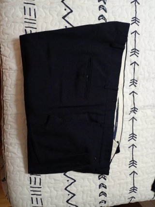 Pantalón de traje con pinzas para hombre