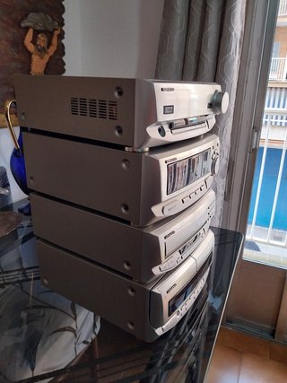 Equipo de música Kenwood plata