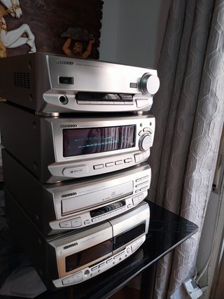 Equipo de música Kenwood plata