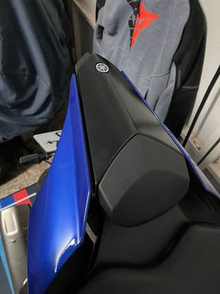 Yamaha R1 2024 Azul