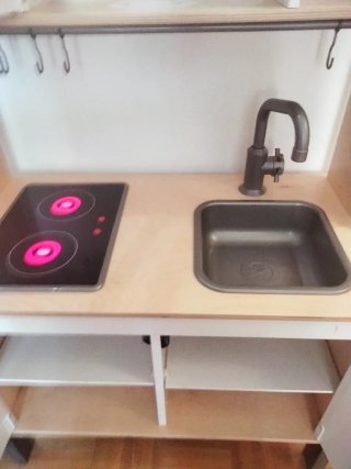 Cocinita de madera infantil