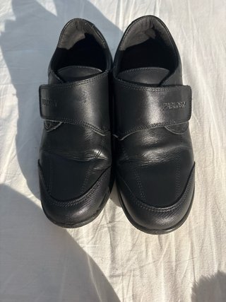 Zapatos escolares Pablosky negros de piel T38