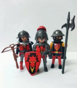 Caballeros medievales de playmobil