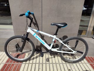 Bicicleta Infantil B'Twin Racing Boy 300
