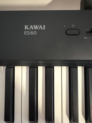 Piano Kawai ES60 Negro
