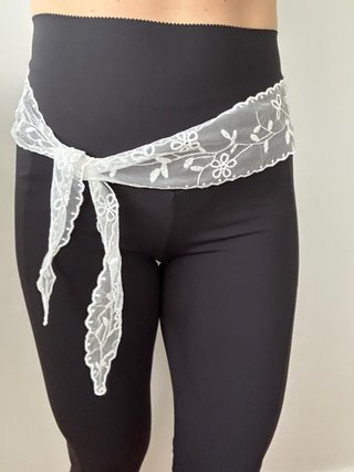 Pañuelo de encaje blanco