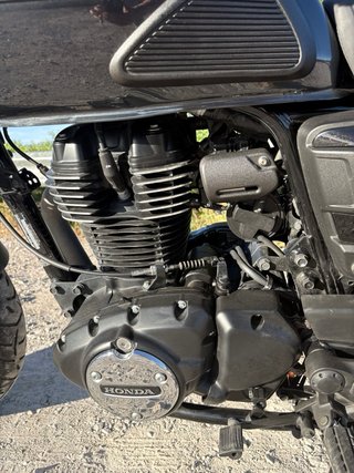 Honda GB350S Negra