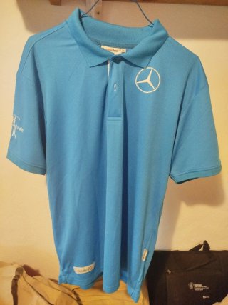 Gorra y polo Mercedes-Benz Blanca