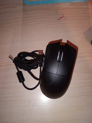 Ratón ATTAC SHARK Negro