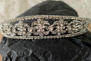Tiara Novia de Pronovias. Modelo Edusa