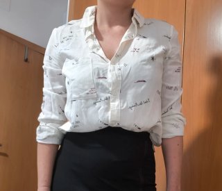 Camisa blanca estampada mujer