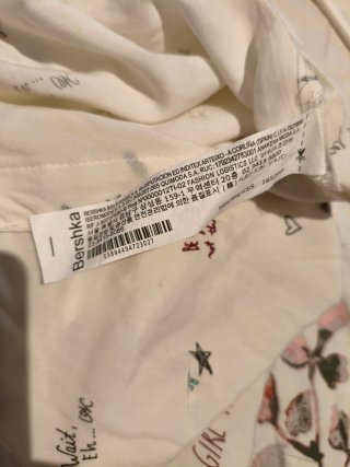 Camisa blanca estampada mujer