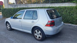 Volkswagen Golf 2000