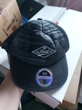 Gorra Inside Negra y Gris Ajustable