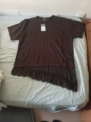 Camiseta Primark M con volante encaje