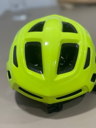 Casco Van Rysel fluorescente