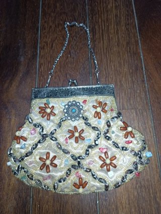 Bolso de fiesta vintage con pedrería