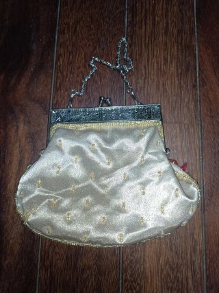 Bolso de fiesta vintage con pedrería