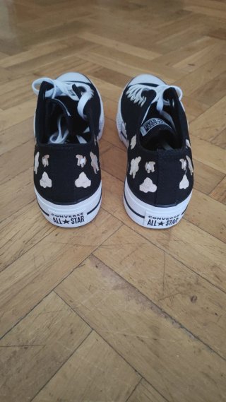 Converse plataforma negras flores
