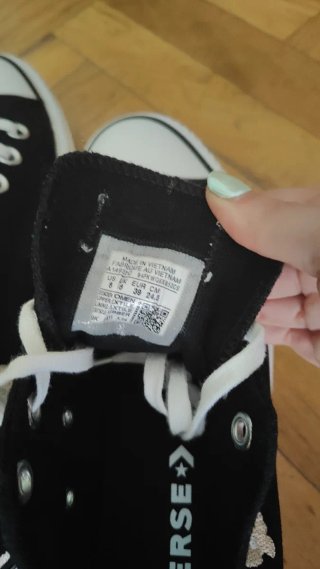 Converse plataforma negras flores