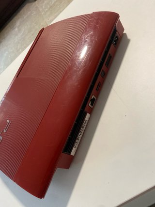PlayStation 3 Slim Rossa con Minecraft