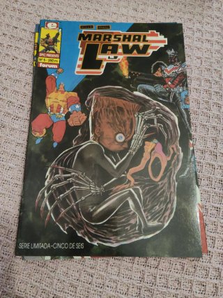 Comic MINISERIE 6 N* MARSHALL LAW