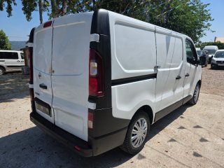 Nissan NV300 2017