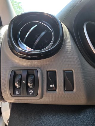 Nissan NV300 2017