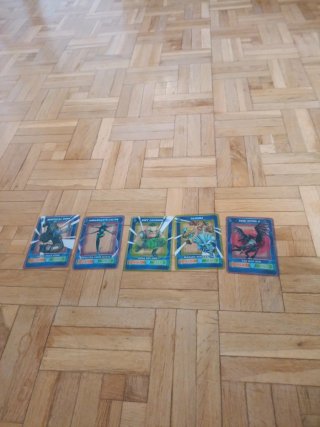 5 Cartas Coleccionables